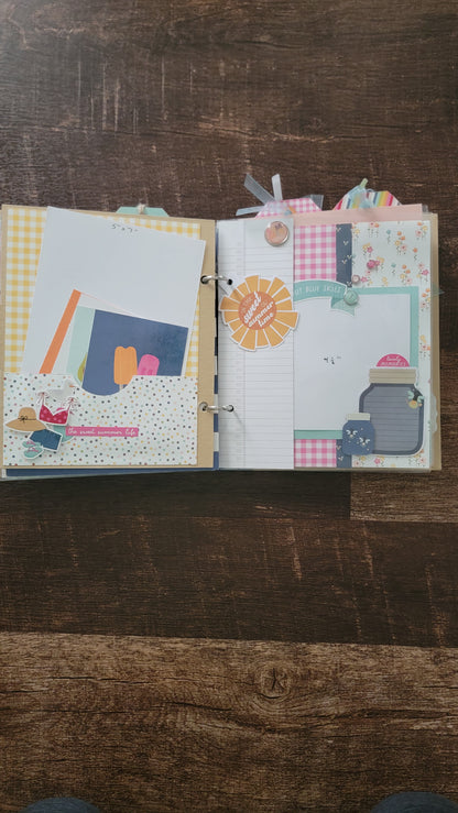 SUMMER LOVIN' fully assembled snap binder